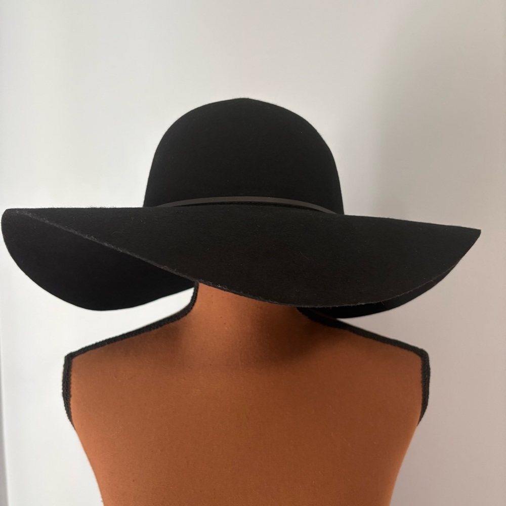 Gigi Pip Black Wool Hat - Size S/M